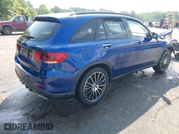 2020 Mercedes-Benz GLC with VIN WDC0G8EB1LF705695, listed as a IAAI auction lot 39381915 with 14,364 mi miles. Bid and sale history available at carsss.com. Image 4.