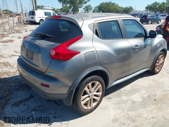 2014 Nissan Juke S with VIN JN8AF5MRXET353882, listed as a IAAI auction lot 42041965 with 239,606 mi miles. Bid and sale history available at carsss.com. Image 4.