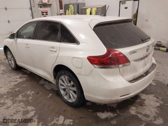 2015 Toyota Venza LE with VIN 4T3BA3BB1FU068737, listed as a IAAI auction lot 41565365 with NaN miles. Bid and sale history available at carsss.com. Image 3.