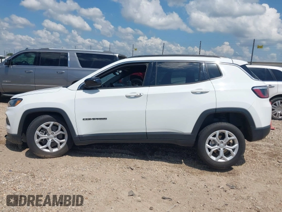 2024 Jeep Compass Latitude with VIN 3C4NJDBN4RT116966, listed as a IAAI auction lot 42562326 with 32,436 mi miles and . Bid and sale history available at DreamBid. Image 13.