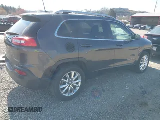 2016 Jeep Cherokee Limited with VIN 1C4PJMDB9GW321735, listed as a IAAI auction lot 41886999 with 62,604 mi miles. Bid and sale history available at carsss.com. Image 4.