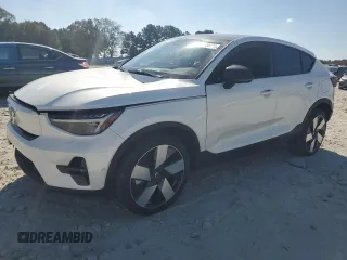 2023 Volvo C40 Recharge Pure Electric Ultimate with VIN YV4ED3GM3P2045210, listed as a Copart auction lot 77530924 with 3,286 mi miles and Salvage Title. Bid and sale history available at carsss.com. Image 1.