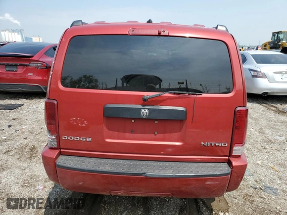 2010 Dodge Nitro Heat z VIN 1D4PT4GK4AW156936, wystawiony jako Copart lot #59654555 z przebiegiem 194 045 mil mil oraz Szkoda całkowita • Salvage title. Historia ofert i sprzedaży dostępna na DreamBid. Obrazek 6.