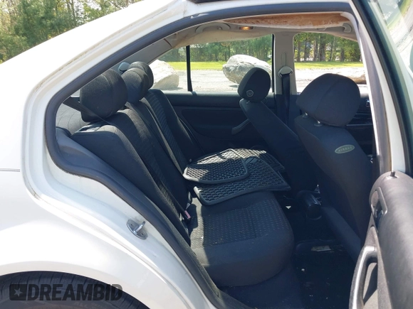 2003 Volkswagen Jetta GL с VIN 3VWRK69M13M075752, выставлен на аукционе IAAI как лот 42241488 с пробегом 169 831 миль миль и . История ставок и продаж доступна на DreamBid. Изображение 8.