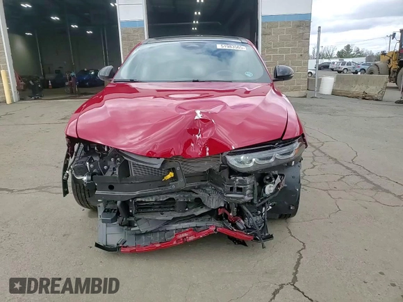 2024 Alfa Romeo Tonale Ti z VIN ZASPATCW8R3049721, wystawiony jako Copart lot #51983565 z przebiegiem 9 807 mil mil oraz Szkoda całkowita • Salvage title. Historia ofert i sprzedaży dostępna na DreamBid. Obrazek 14.