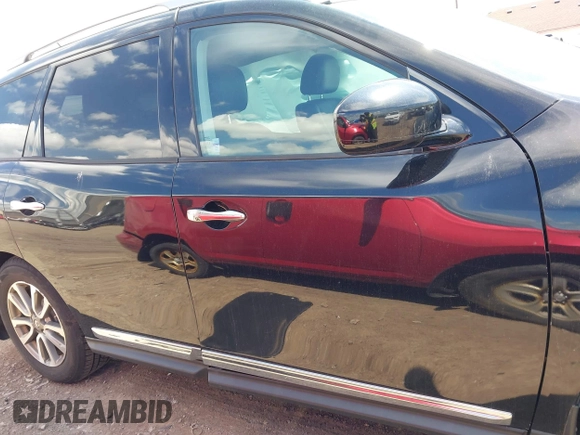 2014 Nissan Pathfinder S z VIN 5N1AR2MM5EC612389, wystawiony jako IAAI lot #42282431 z przebiegiem 73 327 mil mil oraz . Historia ofert i sprzedaży dostępna na DreamBid. Obrazek 13.