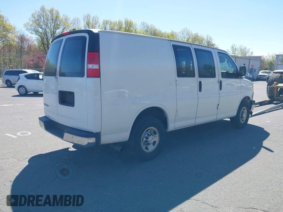 2018 Chevrolet Express Cargo with VIN 1GCWGAFGXJ1905387, listed as a IAAI auction lot 42127421 with 162,942 mi miles and . Bid and sale history available at DreamBid. Image 4.