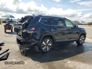 2024 Volkswagen Atlas SEL with VIN 1V2BR2CA9RC545090, listed as a Copart auction lot 61136825 with 18,248 mi miles and Non repairable. Bid and sale history available at DreamBid. Image 3.