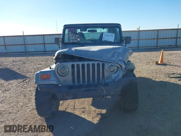 2001 Jeep Wrangler Sport with VIN 1J4FA49S91P324912, listed as a IAAI auction lot 41261214 with 260,299 mi miles. Bid and sale history available at carsss.com. Image 12.