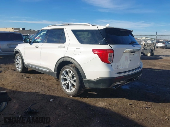 2022 Ford Explorer Platinum with VIN 1FM5K8HC8NGA33268, listed as a IAAI auction lot 41456814 with 47,700 mi miles. Bid and sale history available at carsss.com. Image 3.