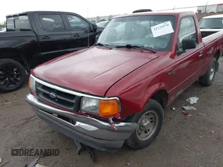 1997 Ford Ranger XLT z VIN 1FTCR10A9VUB45863, wystawiony jako IAAI lot #42133970 z przebiegiem 241 301 mil mil oraz . Historia ofert i sprzedaży dostępna na DreamBid. Obrazek 6.