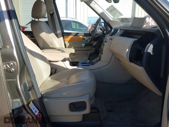 2013 Land Rover LR4 Lux with VIN SALAK2D43DA689421, listed as a IAAI auction lot 41458881 with 175,800 mi miles and . Bid and sale history available at DreamBid. Image 5.