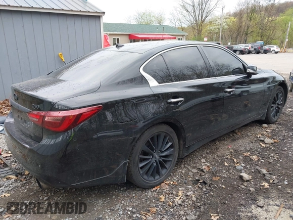 2018 Infiniti Q50 3.0t LUXE with VIN JN1EV7AR8JM442468, listed as a IAAI auction lot 42071717 with 107,484 mi miles. Bid and sale history available at carsss.com. Image 4.
