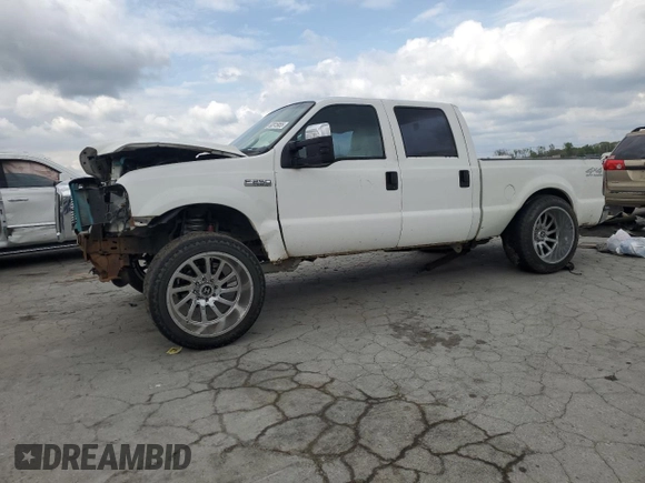 2006 Ford F-250 XL z VIN 1FTSW21516ED71127, wystawiony jako Copart lot #52815955 z przebiegiem 283 978 mil mil oraz Szkoda całkowita • Salvage title. Historia ofert i sprzedaży dostępna na DreamBid. Obrazek 1.
