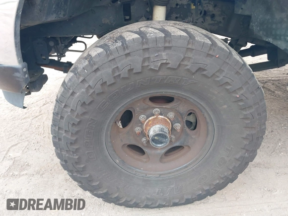 2003 Ford F-250 XL with VIN 1FTNW21PX3EC38733, listed as a IAAI auction lot 38904279 with 293,915 mi miles and . Bid and sale history available at DreamBid. Image 15.