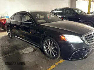 2018 Mercedes-Benz S 63 AMG z VIN WDDUG8JB5JA357171, wystawiony jako Copart lot #61851595 z przebiegiem 4 824 mil mil oraz Czysty tytuł • Clean title. Historia ofert i sprzedaży dostępna na DreamBid. Obrazek 1.