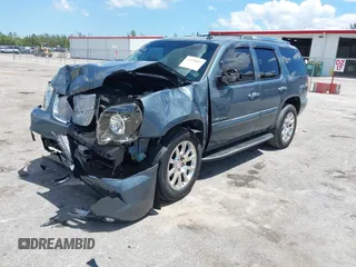 2008 GMC Yukon Denali z VIN 1GKFK638X8J182289, wystawiony jako IAAI lot #42238305 z przebiegiem 163 948 mil mil oraz . Historia ofert i sprzedaży dostępna na DreamBid. Obrazek 2.