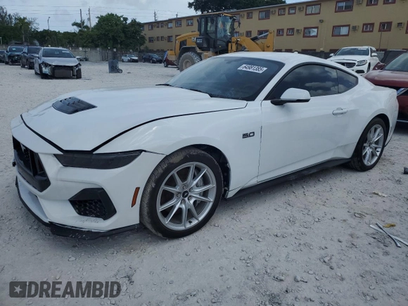 2024 Ford Mustang GT with VIN 1FA6P8CF2R5400362, listed as a Copart auction lot 64981385 with 5,475 mi miles and Clean title. Bid and sale history available at DreamBid. Image 1.