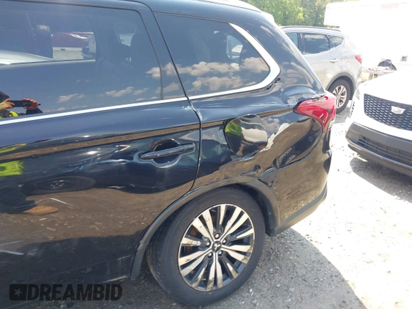 2019 Mitsubishi Outlander SE with VIN JA4AD3A33KZ005401, listed as a IAAI auction lot 42270895 with 58,080 mi miles and . Bid and sale history available at DreamBid. Image 18.