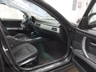 2011 BMW 3 Series 328i xDrive with VIN WBAPK7C5XBA818385, listed as a IAAI auction lot 41655317 with 113,639 mi miles. Bid and sale history available at carsss.com. Image 5.