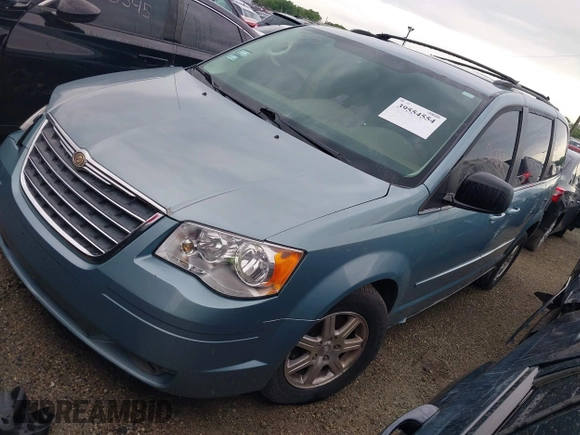 2008 Chrysler Town & Country Touring with VIN 2A8HR54P08R663396, listed as a IAAI auction lot 39554554 with 174,327 mi miles and . Bid and sale history available at DreamBid. Image 2.