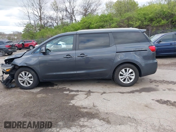 2017 Kia Sedona LX with VIN KNDMB5C14H6239766, listed as a IAAI auction lot 42049371 with 105,101 mi miles. Bid and sale history available at carsss.com. Image 15.