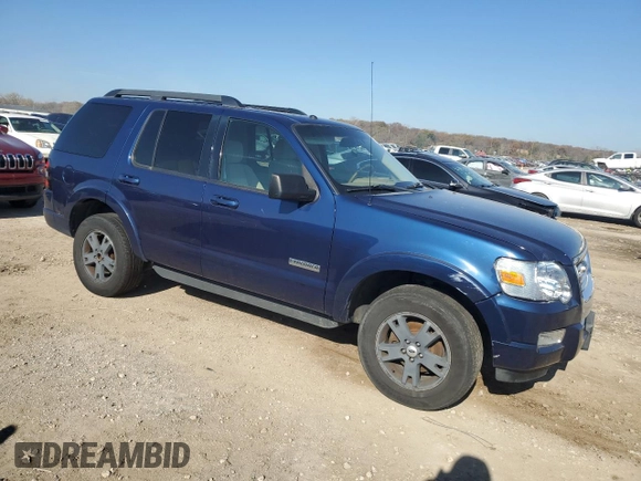 2008 Ford Explorer XLT with VIN 1FMEU73898UA62131, listed as a Copart auction lot 76367804 with Not Provided miles and Clean Title. Bid and sale history available at carsss.com. Image 4.