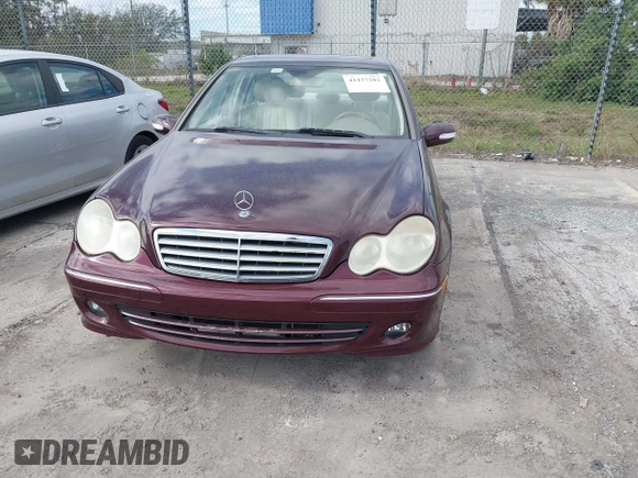 2006 Mercedes-Benz C 280 Luxury с VIN WDBRF54HX6A901980, выставлен на аукционе IAAI как лот 41437202 с пробегом Не указан миль и . История ставок и продаж доступна на DreamBid. Изображение 6.