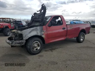 2002 Ford F-150 XL with VIN 1FTRF17262NB62627, listed as a Copart auction lot 47937735 with 0 mi miles and Salvage Title. Bid and sale history available at carsss.com. Image 1.