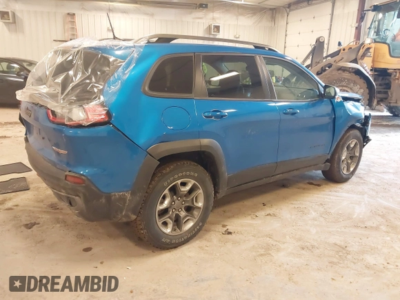 2019 Jeep Cherokee Trailhawk with VIN 1C4PJMBX4KD389637, listed as a IAAI auction lot 41740750 with 46,695 mi miles and . Bid and sale history available at DreamBid. Image 4.