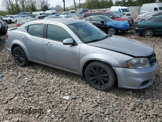 2014 Dodge Avenger SXT z VIN 1C3CDZCG6EN131544, wystawiony jako Copart lot #53955425 z przebiegiem 118 977 mil mil oraz Szkoda całkowita • Salvage title. Historia ofert i sprzedaży dostępna na DreamBid. Obrazek 4.