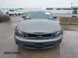 2011 Ford Mustang V6 with VIN 1ZVBP8AM2B5125492, listed as a IAAI auction lot 41565388 with 135,688 mi miles and . Bid and sale history available at carsss.com. Image 12.