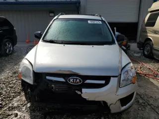 2010 Kia Sportage LX with VIN KNDKG3A4XA7722754, listed as a Copart auction lot 48991575 with 190,149 mi miles and Clean Title. Bid and sale history available at carsss.com. Image 5.