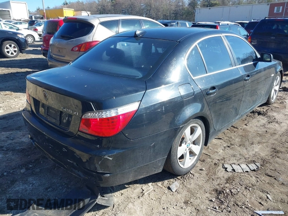 2008 BMW 5 Series 528xi with VIN WBANV13598CZ54306, listed as a IAAI auction lot 41779114 with 118,200 mi miles. Bid and sale history available at carsss.com. Image 4.