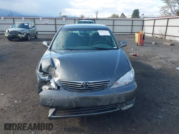 2006 Toyota Camry STD with VIN 4T1BE32K66U718658, listed as a IAAI auction lot 42086473 with 204,314 mi miles. Bid and sale history available at carsss.com. Image 13.