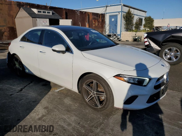 2019 Mercedes-Benz A 220 with VIN WDD3G4EB4KW026357, listed as a Copart auction lot 45985965 with 35,963 mi miles and Salvage title. Bid and sale history available at DreamBid. Image 4.