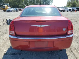 2008 Chrysler 300 C Hemi with VIN 2C3KA63H48H218609, listed as a Copart auction lot 69054664 with 184,118 mi miles and Salvage Title. Bid and sale history available at carsss.com. Image 6.