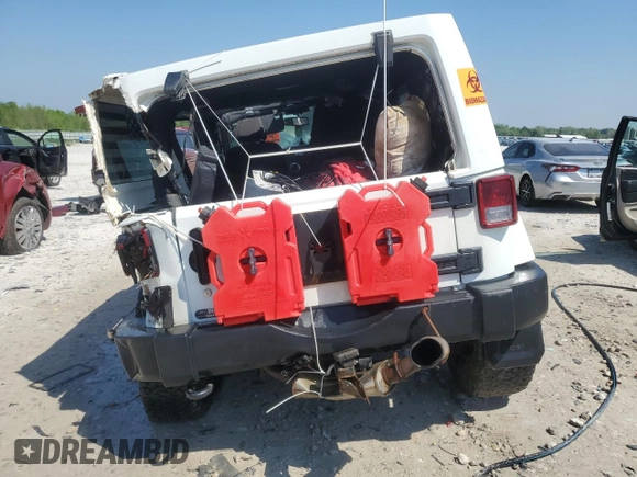 2015 Jeep Wrangler Unlimited Rubicon with VIN 1C4BJWFG7FL533533, listed as a Copart auction lot 55998005 with Not provided miles and Clean title. Bid and sale history available at DreamBid. Image 6.
