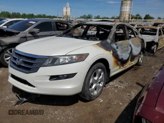 2010 Honda Crosstour EX-L z VIN 5J6TF2H56AL013045, wystawiony jako Copart lot #49897145 z przebiegiem 153 535 mil mil oraz Szkody całkowita. Historia ofert i sprzedaży dostępna na DreamBid. Obrazek 1.