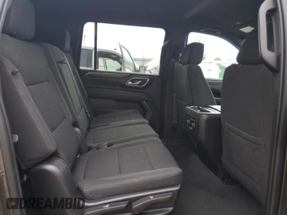2021 Chevrolet Suburban LS z VIN 1GNSKBKD7MR420989, wystawiony jako Copart lot #46903795 z przebiegiem 40 895 mil mil oraz Szkoda całkowita • Salvage title. Historia ofert i sprzedaży dostępna na DreamBid. Obrazek 11.