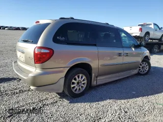 2003 Chrysler Town & Country LX with VIN 2C4GP44L53R229435, listed as a Copart auction lot 49860915 with 155,925 mi miles and Salvage Title. Bid and sale history available at DreamBid. Image 3.