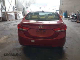 2011 Hyundai Elantra Limited z VIN KMHDH4AE7BU098771, wystawiony jako IAAI lot #41681747 z przebiegiem 69 455 mil mil oraz . Historia ofert i sprzedaży dostępna na DreamBid. Obrazek 16.