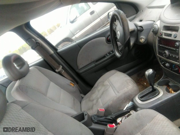 2007 Saturn ION with VIN 1G8AJ55F17Z174557, listed as a IAAI auction lot 41918056 with 194,573 mi miles. Bid and sale history available at carsss.com. Image 5.