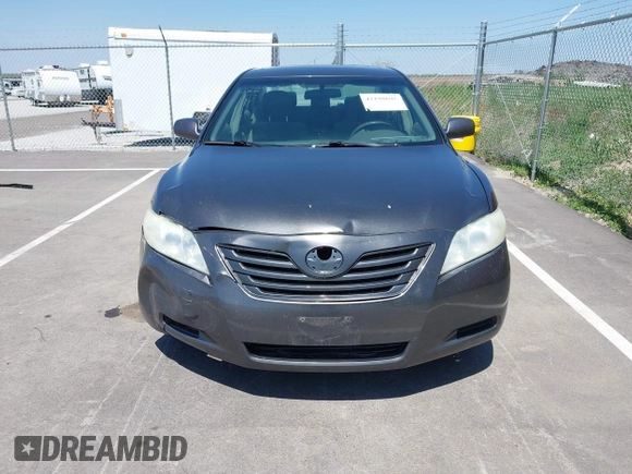 2008 Toyota Camry LE z VIN 4T4BE46K88R013921, wystawiony jako IAAI lot #42198695 z przebiegiem 148 370 mil mil oraz . Historia ofert i sprzedaży dostępna na DreamBid. Obrazek 6.