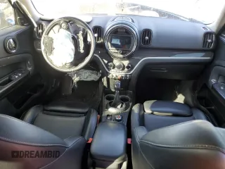 2018 MINI Countryman Cooper S with VIN WMZYT3C32J3E00923, listed as a Copart auction lot 46755405 with 142,120 mi miles and Salvage Title. Bid and sale history available at carsss.com. Image 8.