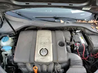 2005 Volkswagen Jetta 2.5L with VIN 3VWDF71K35M616950, listed as a Copart auction lot 83989094 with 169,516 mi miles and Salvage title. Bid and sale history available at DreamBid. Image 13.