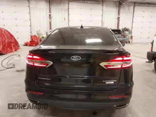 2019 Ford Fusion Titanium with VIN 3FA6P0K93KR269569, listed as a IAAI auction lot 41811177 with 110,231 mi miles. Bid and sale history available at carsss.com. Image 17.