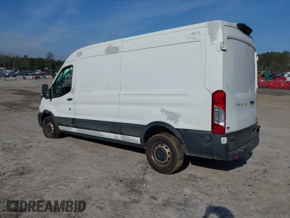 2020 Ford Transit Cargo with VIN 1FTBR1C81LKB67434, listed as a IAAI auction lot 41418986 with 133,456 mi miles. Bid and sale history available at carsss.com. Image 3.