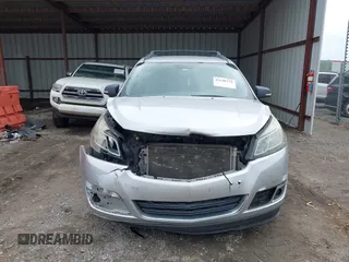 2016 Chevrolet Traverse LT с VIN 1GNKRGKD0GJ308160, выставлен на аукционе IAAI как лот 42140729 с пробегом Не указан миль и . История ставок и продаж доступна на DreamBid. Изображение 13.