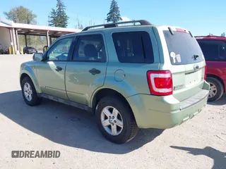 2008 Ford Escape Hybrid z VIN 1FMCU59H48KA68336, wystawiony jako IAAI lot #42083411 z przebiegiem 311 958 mil mil oraz . Historia ofert i sprzedaży dostępna na DreamBid. Obrazek 3.